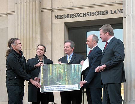 Übergabe der Petition an den Niedersächsischen Landtag am 18.12.2008